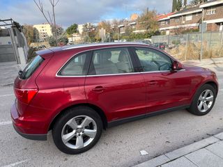 Audi Q5 2.0 TDI Quattro S tronic · 111.000 km