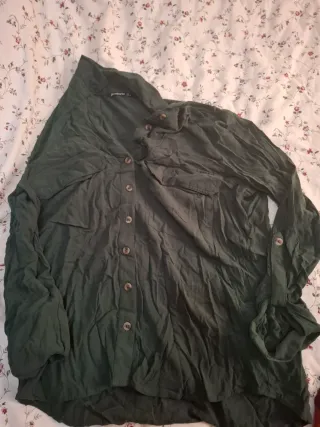 Blusa Stradivarius verde mujer