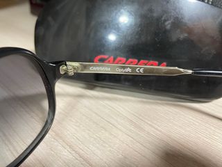 Gafas de sol Carrera negras y plateadas