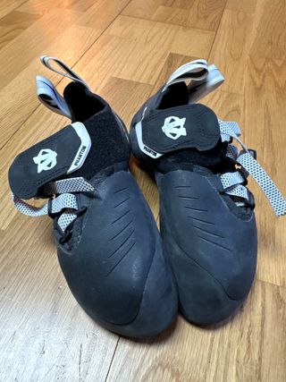 Pies de gato Evolv Phantom 39.5