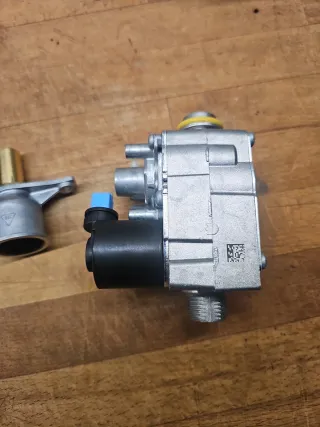 Valvola Gas Caldaia Thermor logic 24