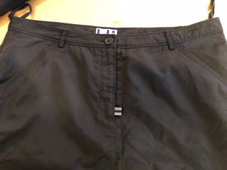 Lote 2 Faldas T42 Negra Unit y Zara