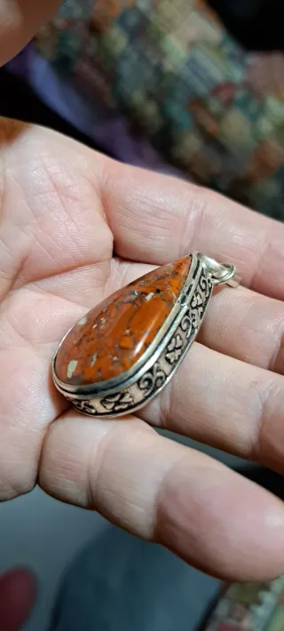 Pendente in agata d'acqua delle filippine