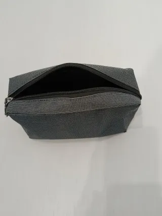 Neceser de viaje con cremallera