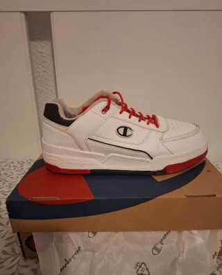 Tenis Champion Blancos y Rojos