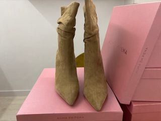 Botas Alma en Pena Beige Tacón Joya
