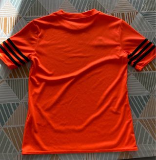 Camiseta deportiva Adidas niño naranja