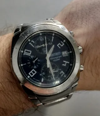 Reloj Seiko Chronograph 100M