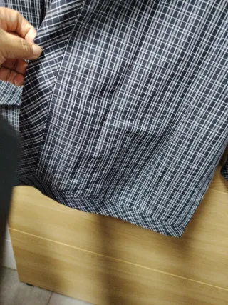 Blusón de cuadros gris y blanco