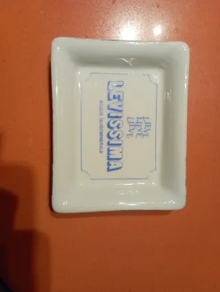 Posacenere pubblicità Levissima