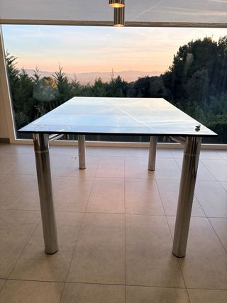 Mesa de cristal extensible moderna