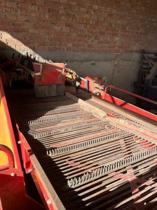 Cosechadora de cebollas Martínez Juárez