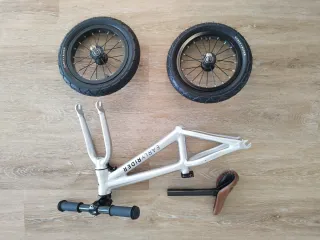 Nueva Early Rider Alley Runner 12"