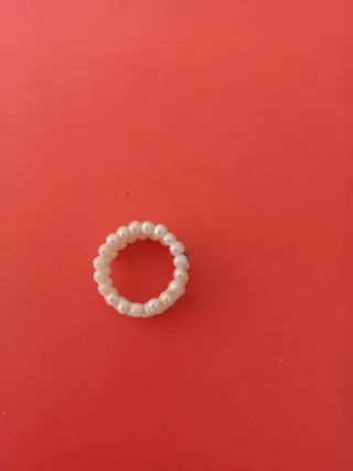 Anillo perlitas ajustable azul y blanco