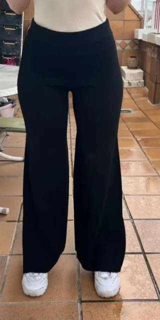 Pantalones palazzo negros Zara