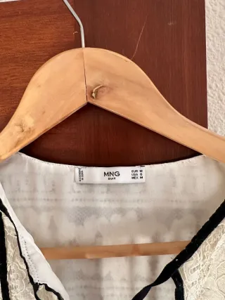 Blusa Mango Encaje Blanca Talla S