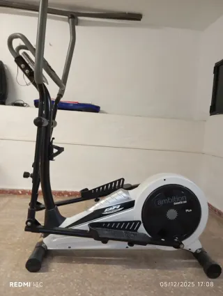 Elíptica BH Fitness Ambition Plus