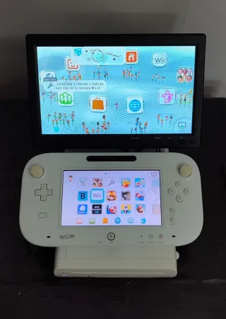 Nintendo Wii U Bianca 32 GB + accessori