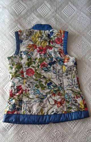 Chaleco Ada Gatti Flores Talla M