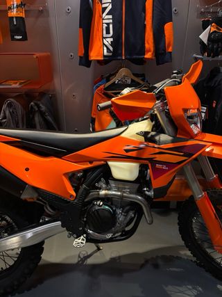 KTM EXC-F 300 4T 2026 Carnet A2