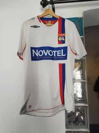 Camiseta Original Juninho 8 Lyon 06/07