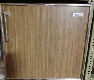 Nevera mini bar Zanussi