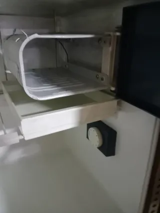 Nevera mini bar Zanussi