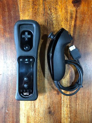 Wiimote Wii nero motion plus integrato e nunchuk