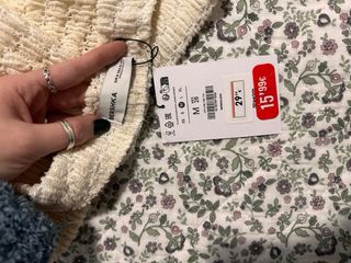 Pantalones beige sin estrenar con etiqueta