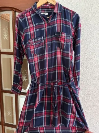 Vestido cuadros rojo y azul