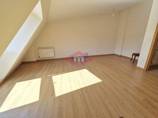Ático en venta en Ponteareas