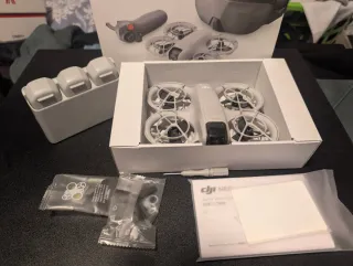 Dji NEO con base carga y 3 baterías