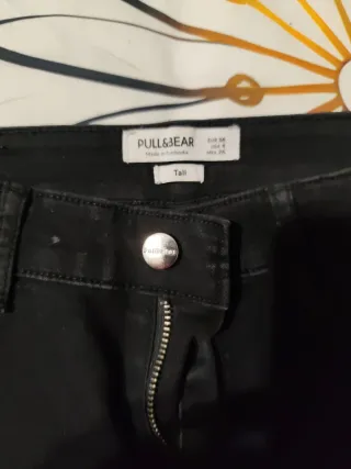 Pantalón vaquero negro