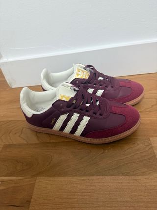 Adidas Samba Burdeos y blanco