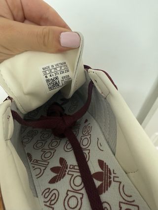 Adidas Samba Burdeos y blanco