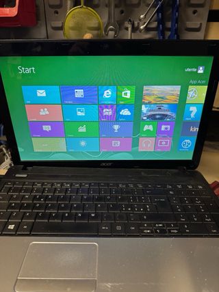 Acer Aspire E1-521 Notebook