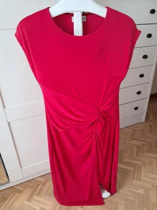 Vestido fiesta rojo drapeado
