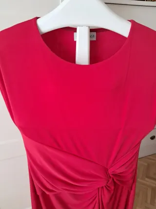 Vestido fiesta rojo drapeado