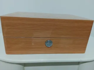 Scatola di presentazione Omega