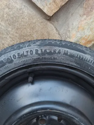 Rueda de repuesto (galleta)/ rueda de remolque.