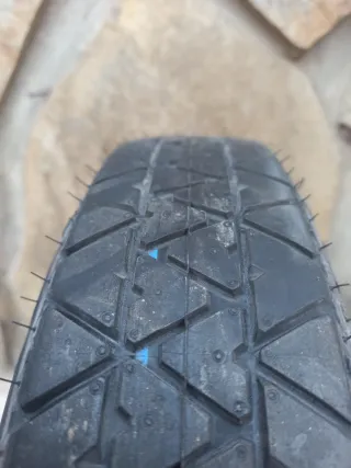 Rueda de repuesto (galleta)/ rueda de remolque.