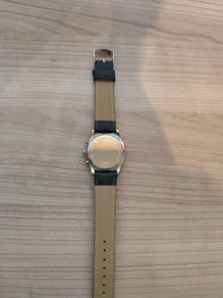 Reloj Lorus Cronógrafo Negro y Plateado