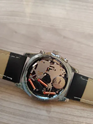 Reloj Lorus Cronógrafo Negro y Plateado