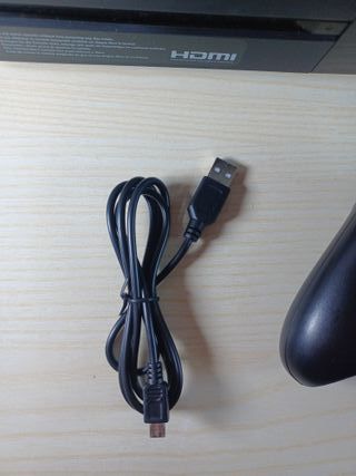 Xbox One Nera con Controller e Cavi