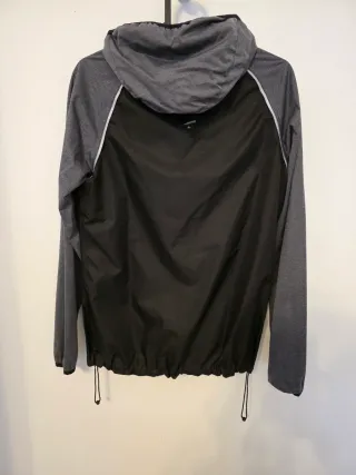 Cortavientos Outpace Talla S