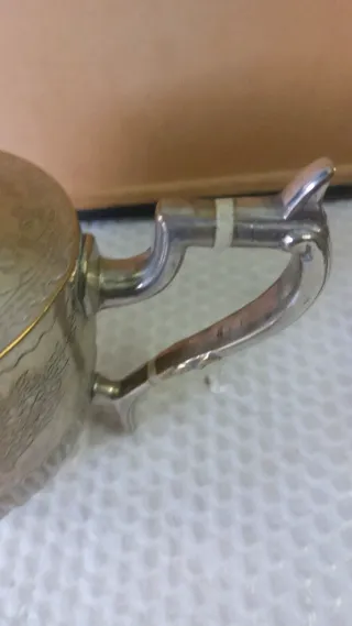 Antica teiera Royal Family