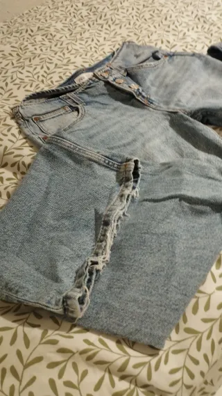 Pantalón vaquero Zara talla 13-14 años