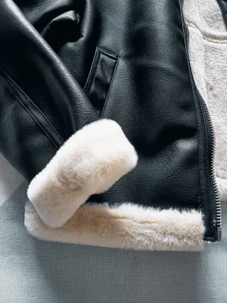 CAZADORA MUJER CON BORREGUITO