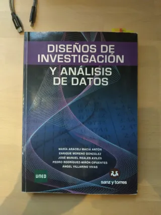 Diseños de investigación y análisis de datos UNED