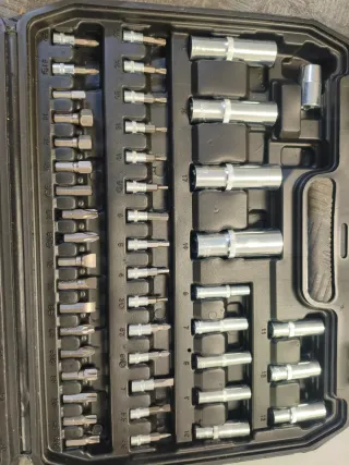 Juego de carraca y vasos